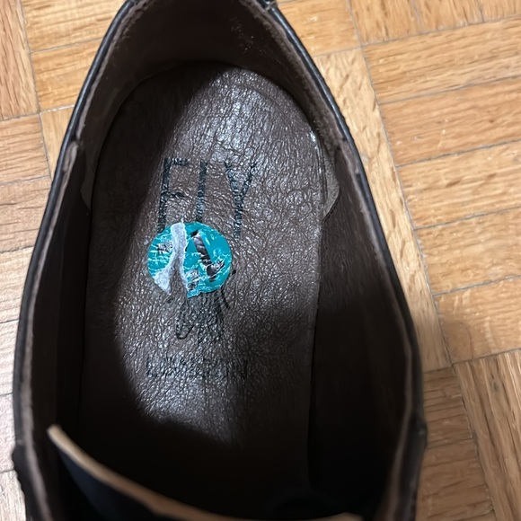 Fly London - Picture 14 of 14